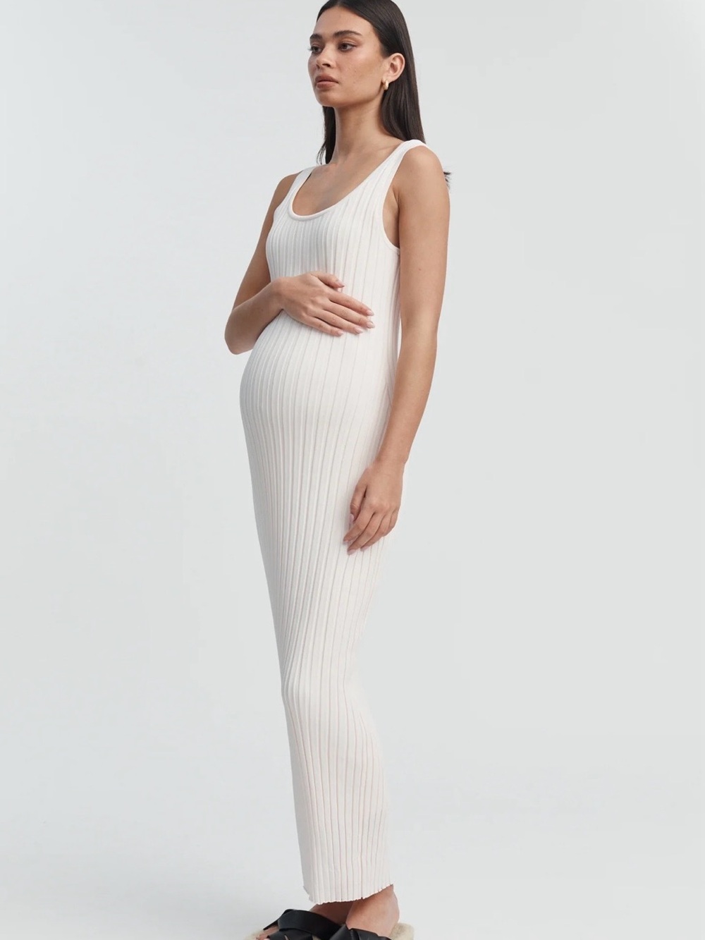 Légoe Heritage Sleeveless Cream Ribbed Maxi Dress - Maternity-Friendly